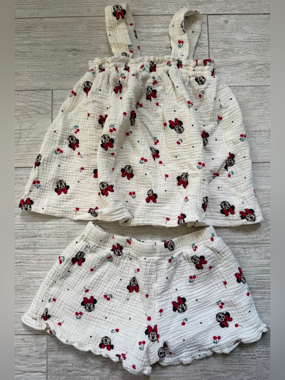 Disney Minnie Mouse White and Red Girls Tank Top & Shorts Set